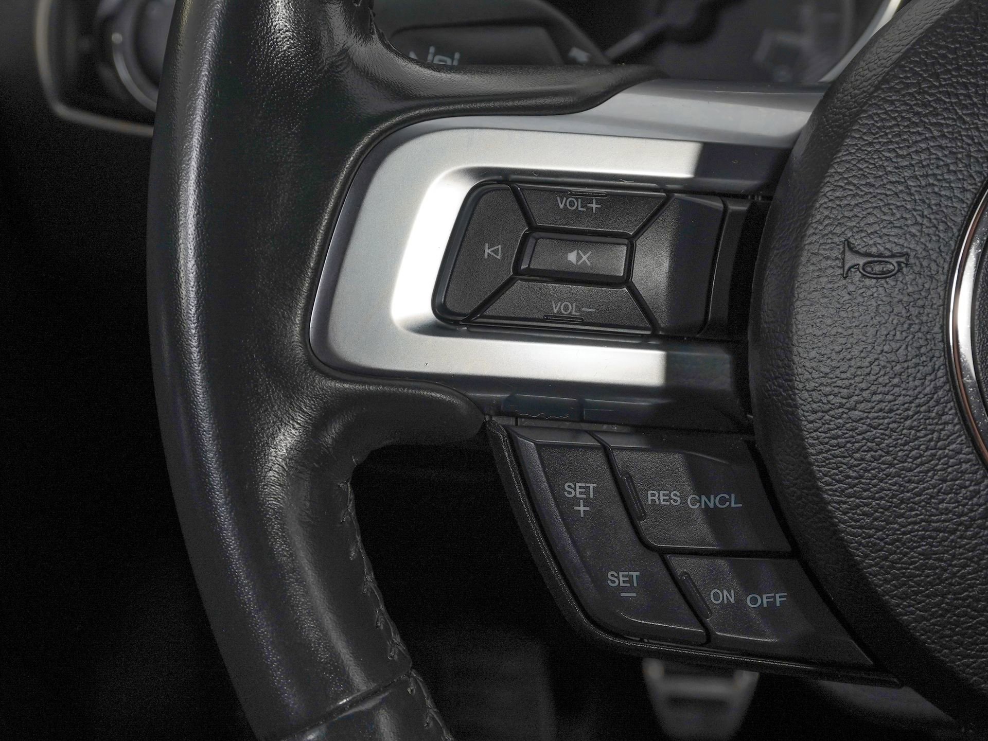 Used 2023 Ford Mustang GT Premium image 18