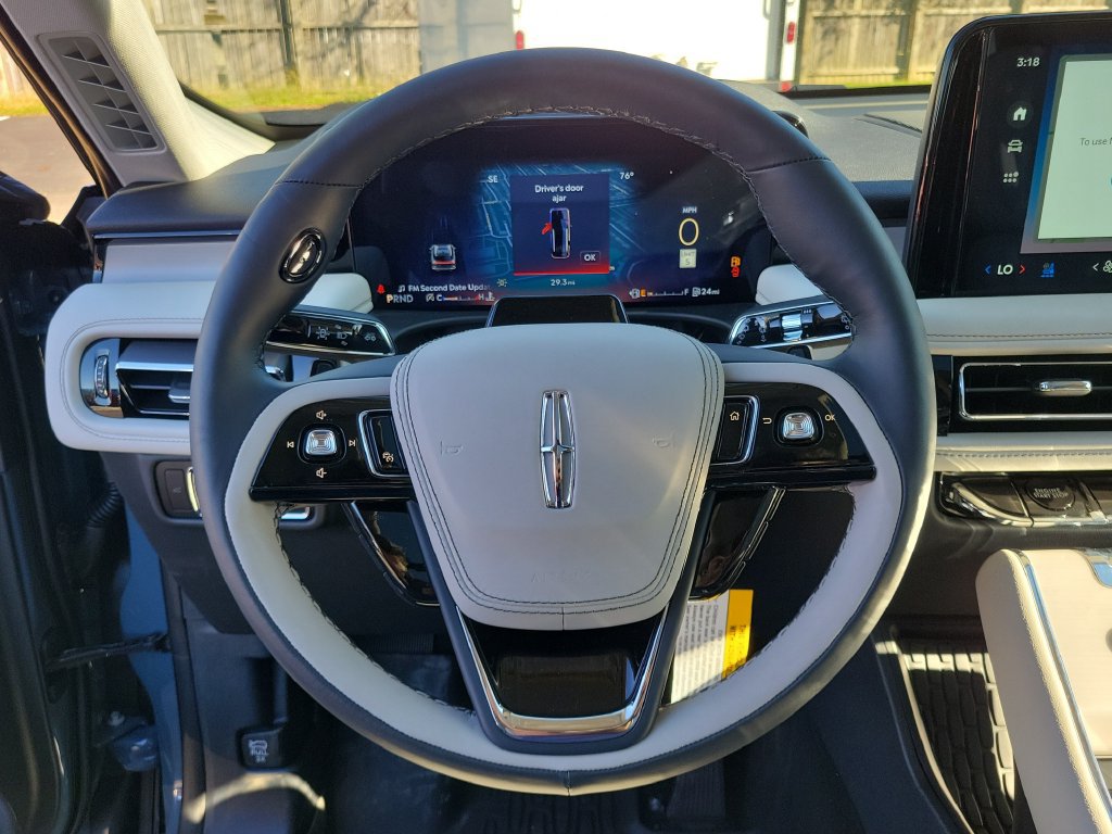 New 2027 Lincoln Aviator Reserve AWD/4WD image 24