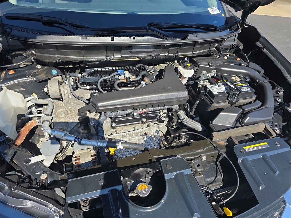 Used 2019 Nissan Rogue SV image 26