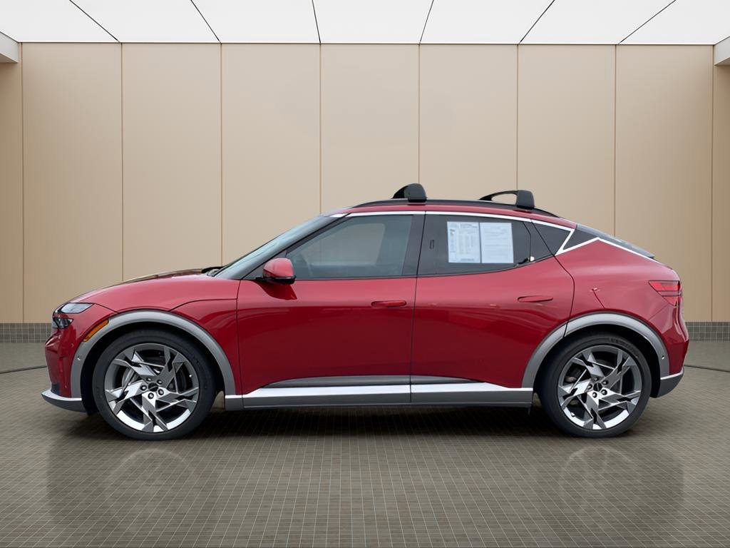 Used 2023 Genesis GV60 Performance image 2