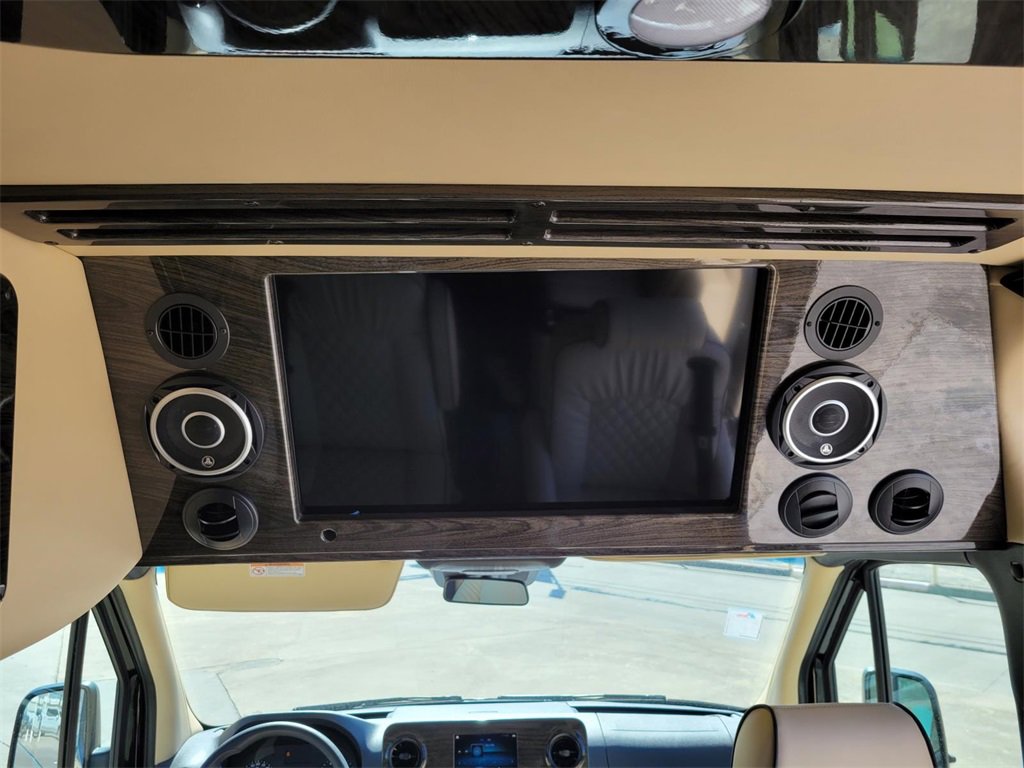 Used 2020 Mercedes-Benz Sprinter 3500 image 20