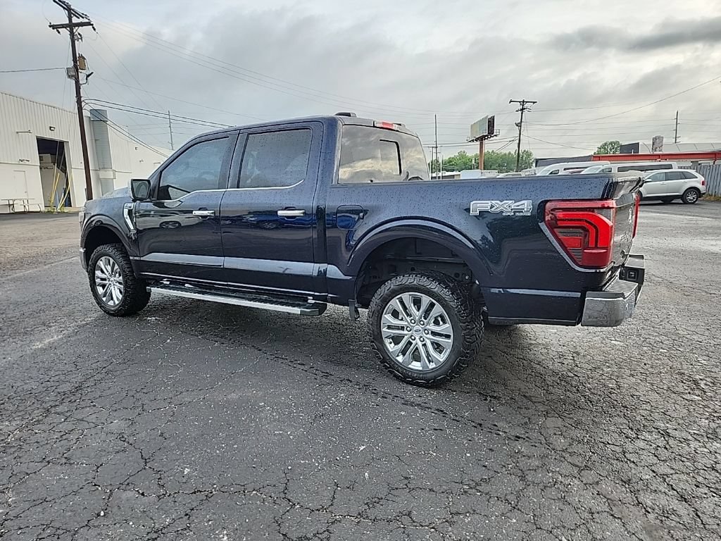 Used 2025 Ford F150 Lariat w/ Equipment Group 501A Mid AWD/4WD image 7