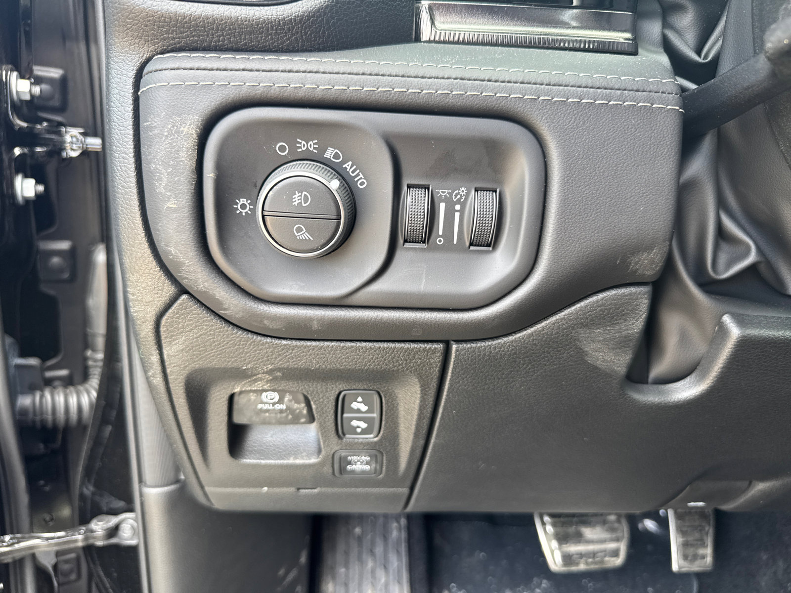 New 2026 RAM 1500 RHO w/ RHO Level 1 Equipment Group image 16