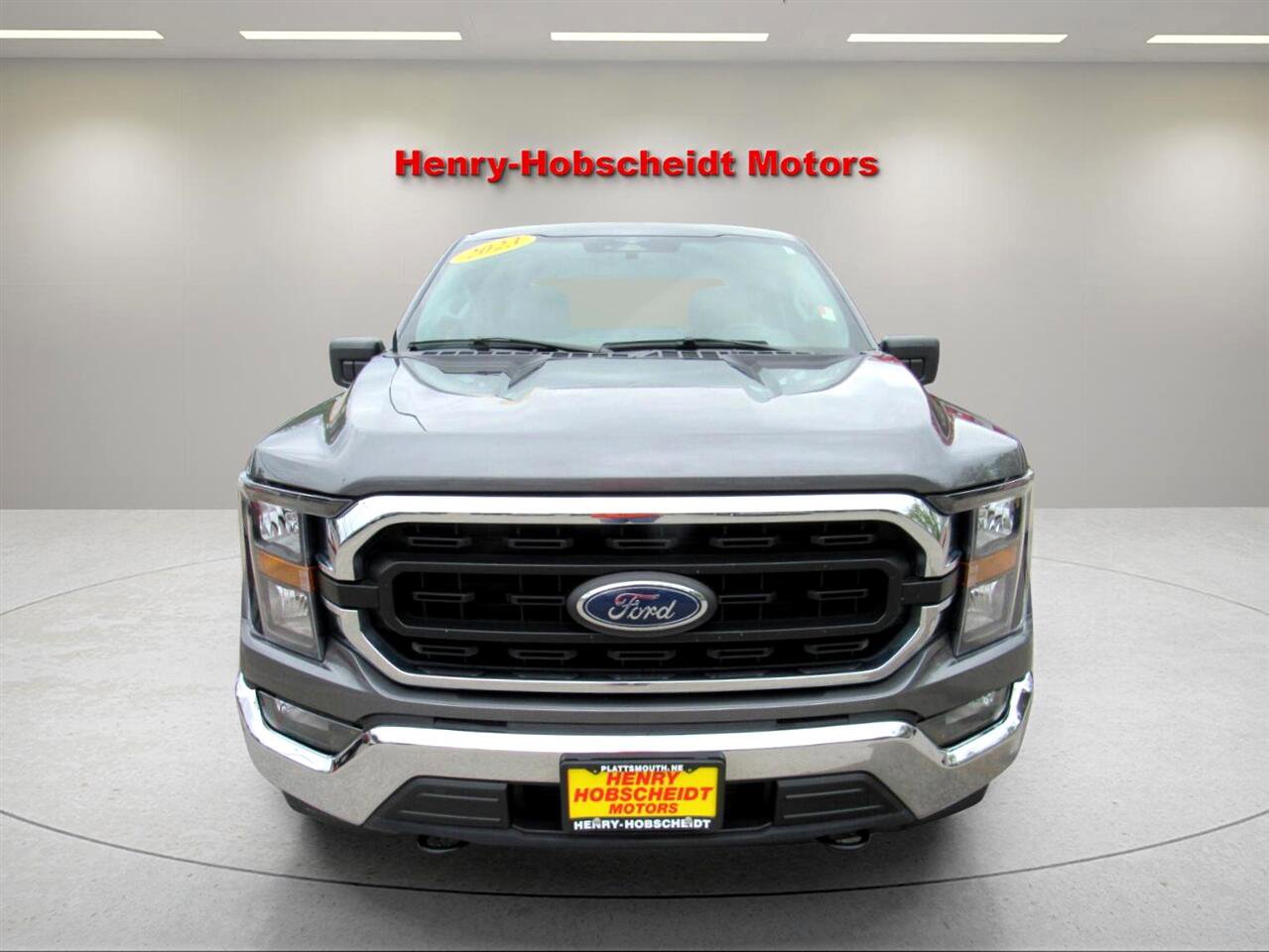 Used 2023 Ford F150 XLT image 2