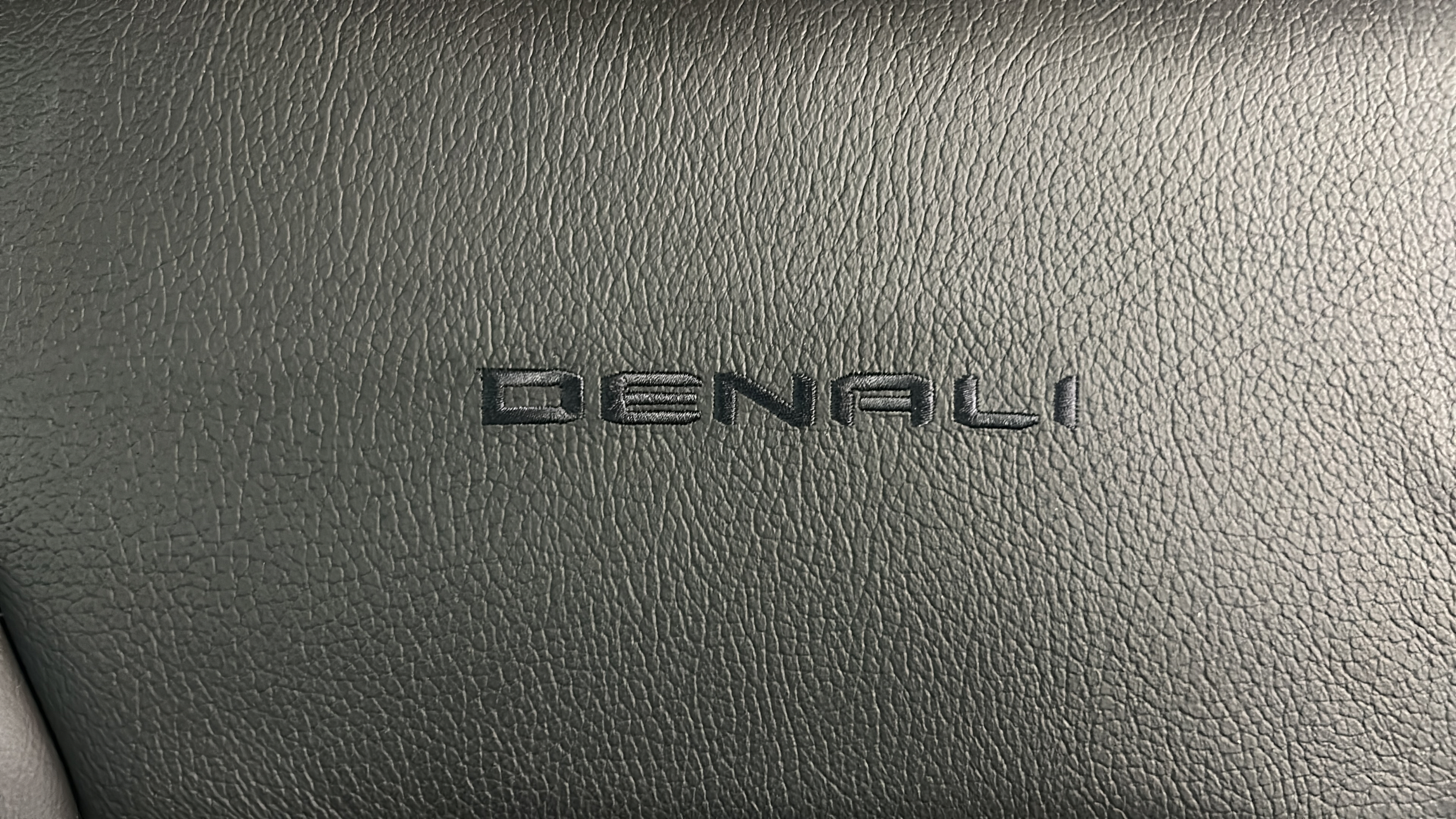 Used 2024 GMC Yukon Denali w/ Max Trailering Package RWD image 13