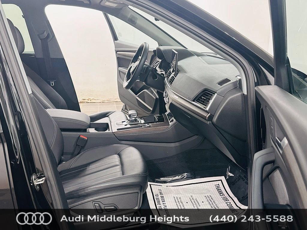 Certified 2023 Audi Q5 2.0T Premium Plus w/ Premium Plus Package AWD/4WD image 10
