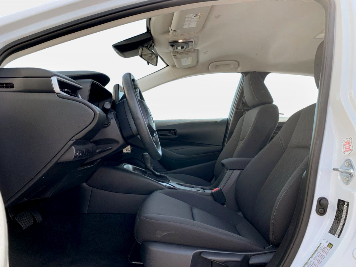 Used 2025 Toyota Corolla LE FWD image 15