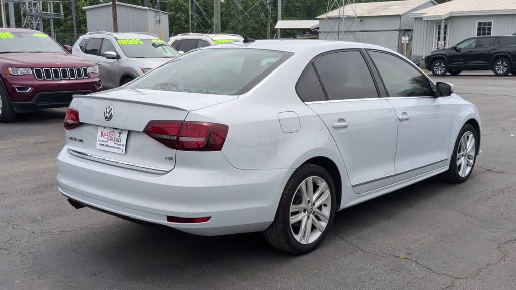 Used 2017 Volkswagen Jetta SEL FWD image 8