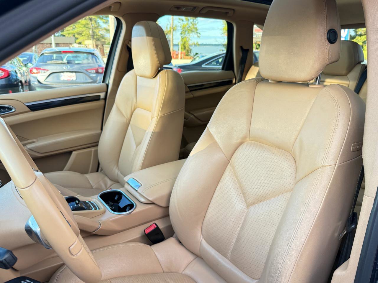 Used 2012 Porsche Cayenne image 13