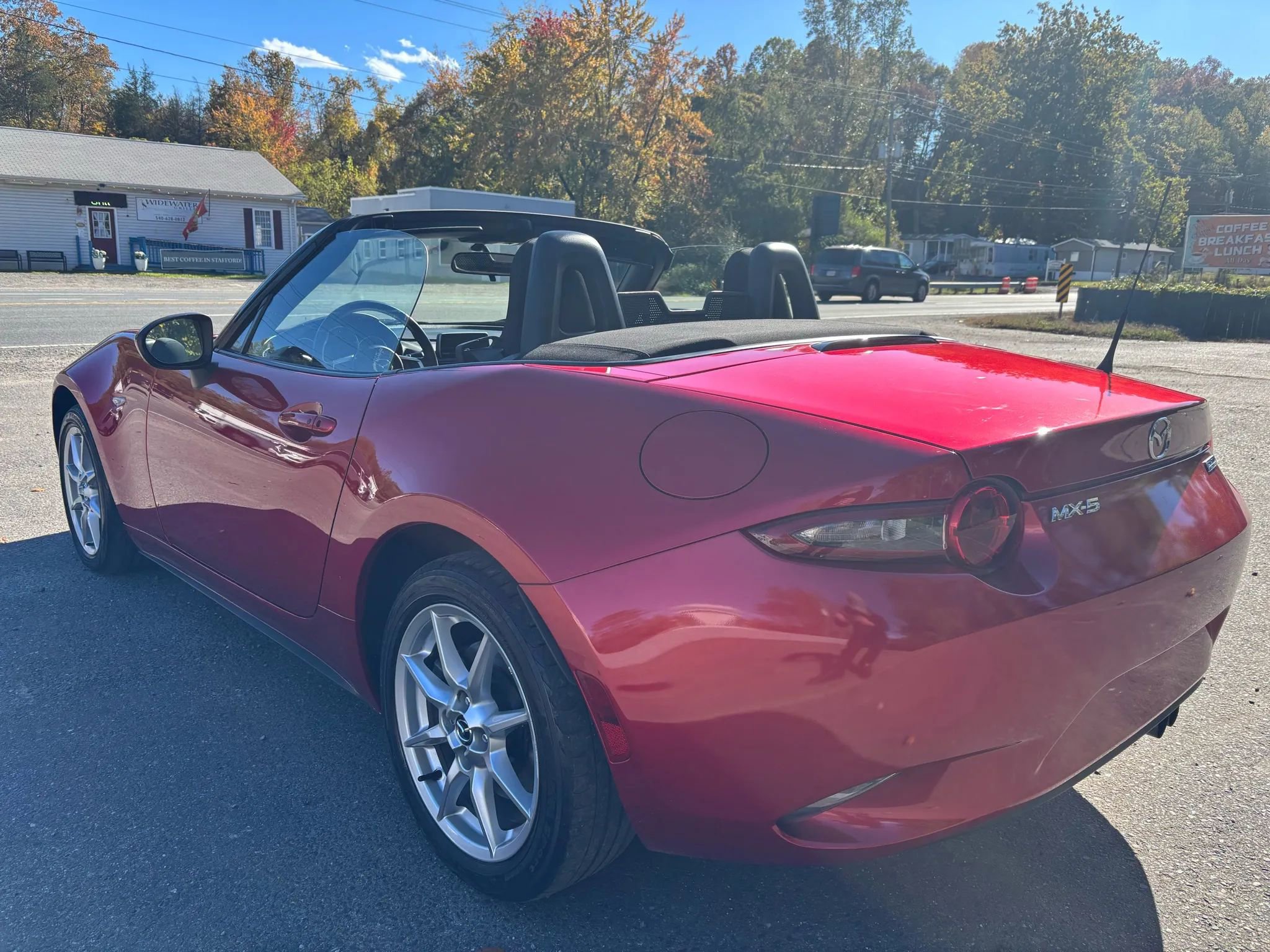 Used 2016 MAZDA MX-5 Miata Sport image 7