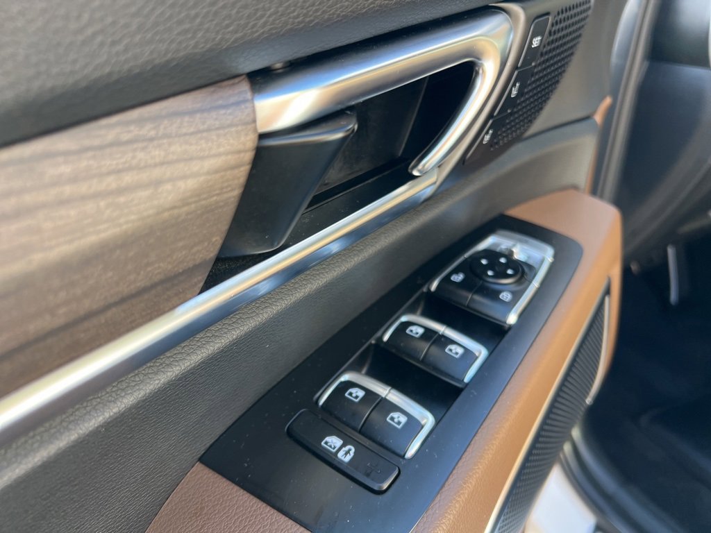 Certified 2022 Kia Telluride SX w/ SX Prestige Package image 11