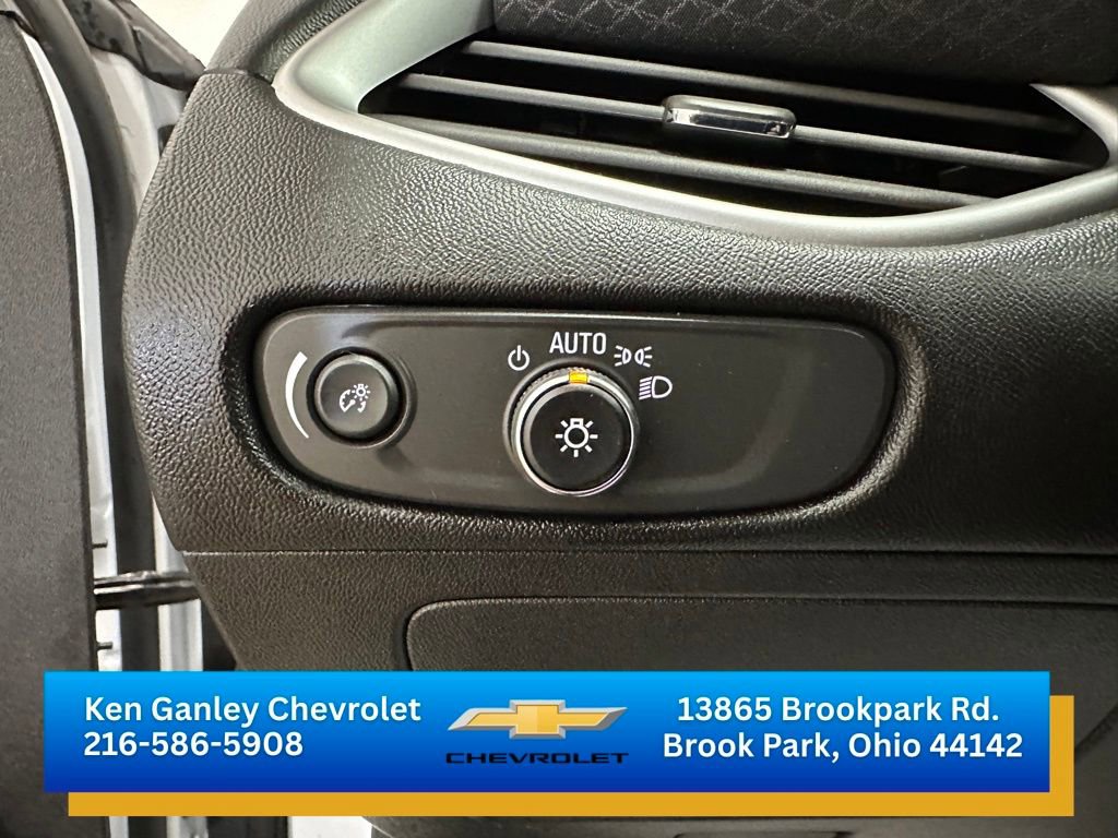 Used 2024 Chevrolet Malibu RS FWD image 11