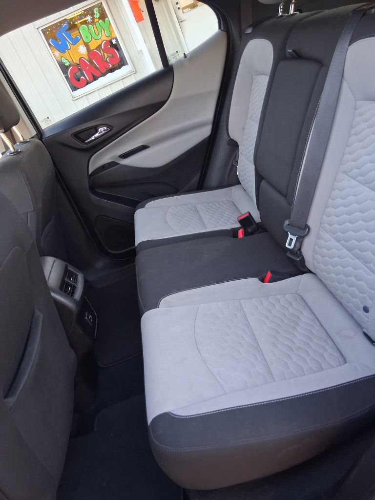Used 2020 Chevrolet Equinox LS w/ LS Convenience Package image 12