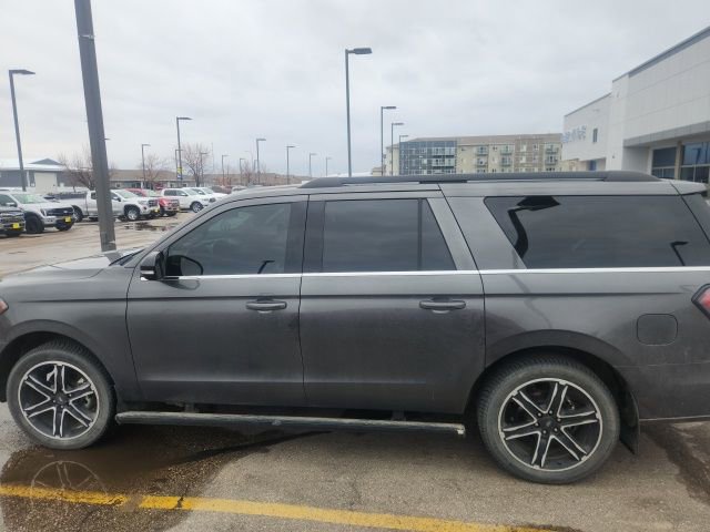 Used 2020 Ford Expedition Max Limited w/ Equipment Group 303A image 4