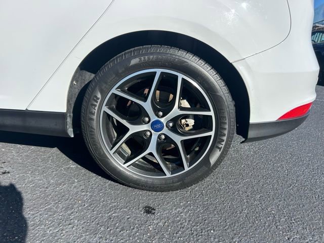 Used 2018 Ford Focus SEL image 10