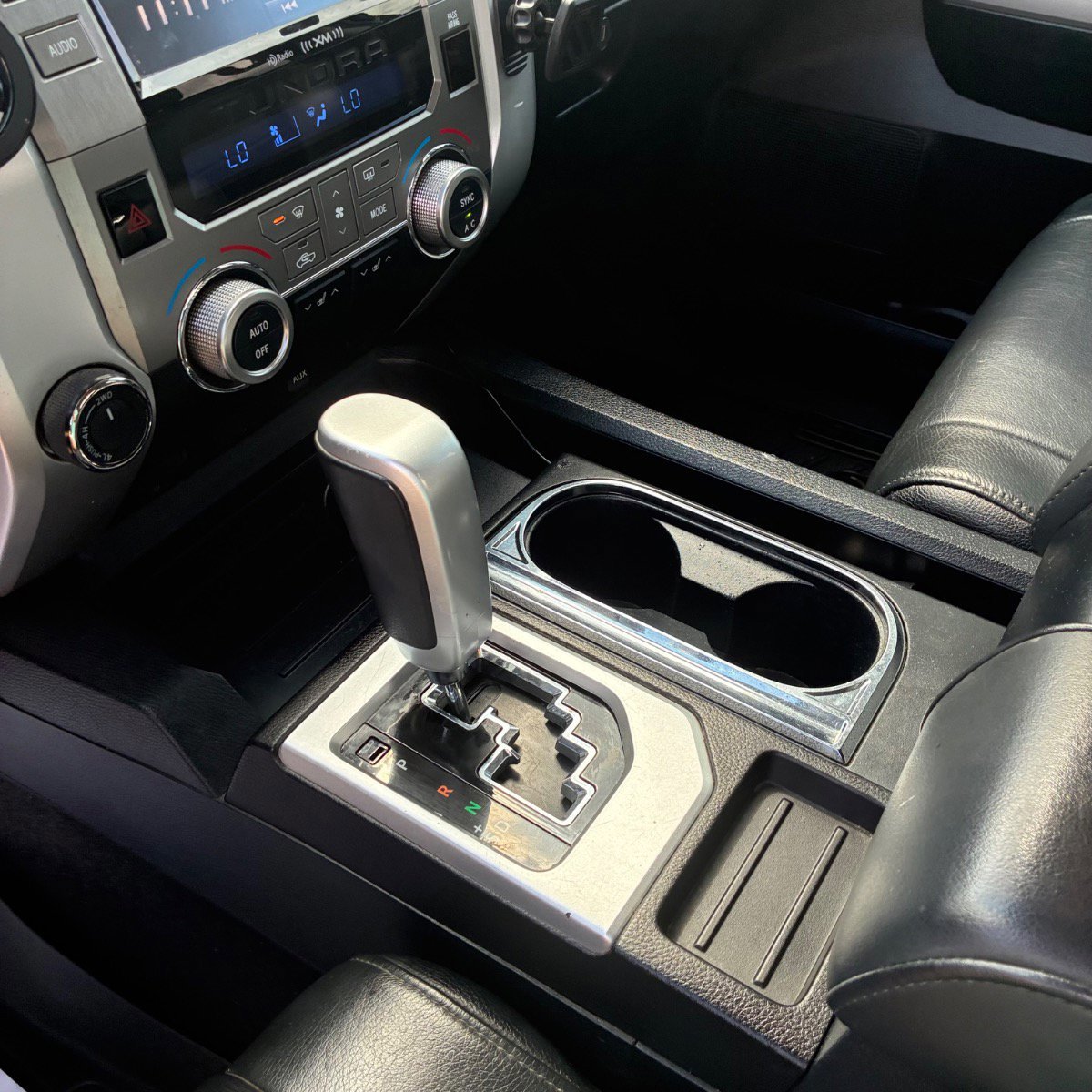 Used 2018 Toyota Tundra Limited image 17