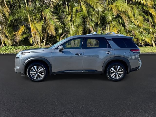 Used 2023 Nissan Pathfinder SL AWD/4WD image 8