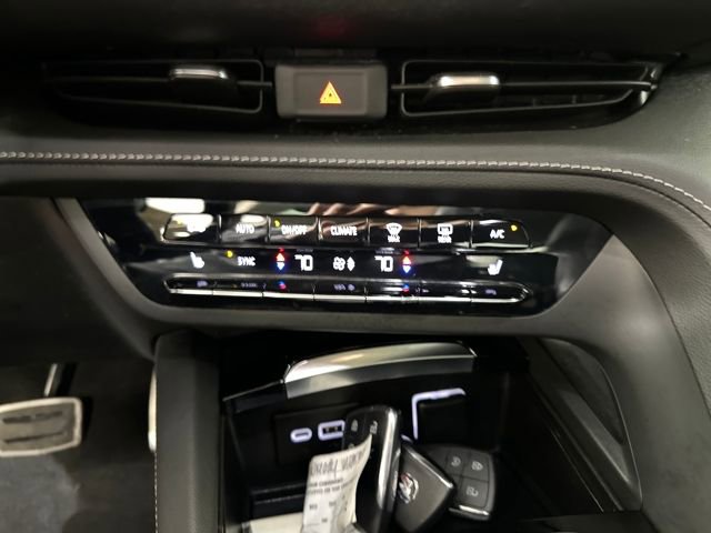 Used 2023 Buick Envision Preferred w/ Sport Touring Package image 23