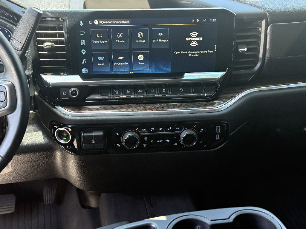 Used 2025 Chevrolet Silverado 2500 LT AWD/4WD image 23
