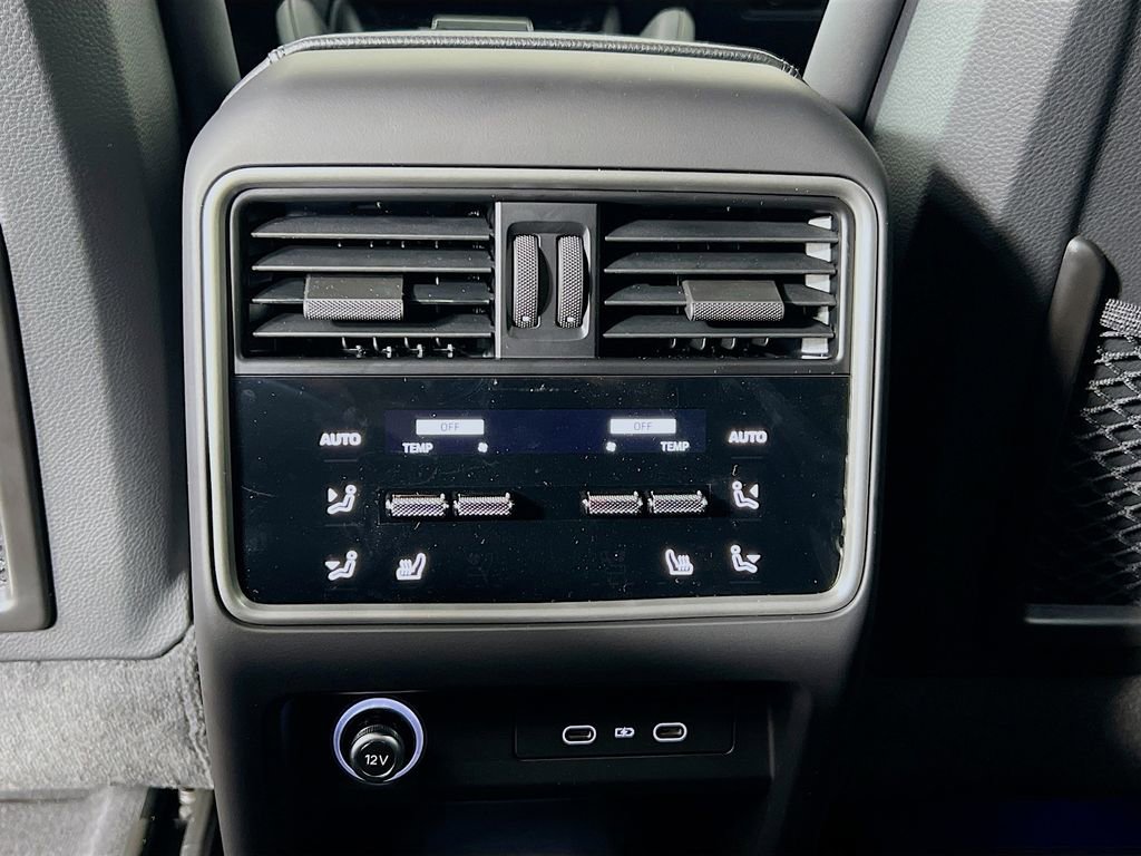 New 2026 Porsche Cayenne Coupe image 27