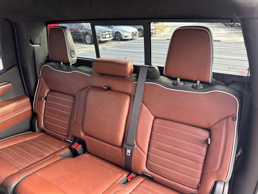 Used 2023 GMC Sierra 1500 Denali Ultimate image 12