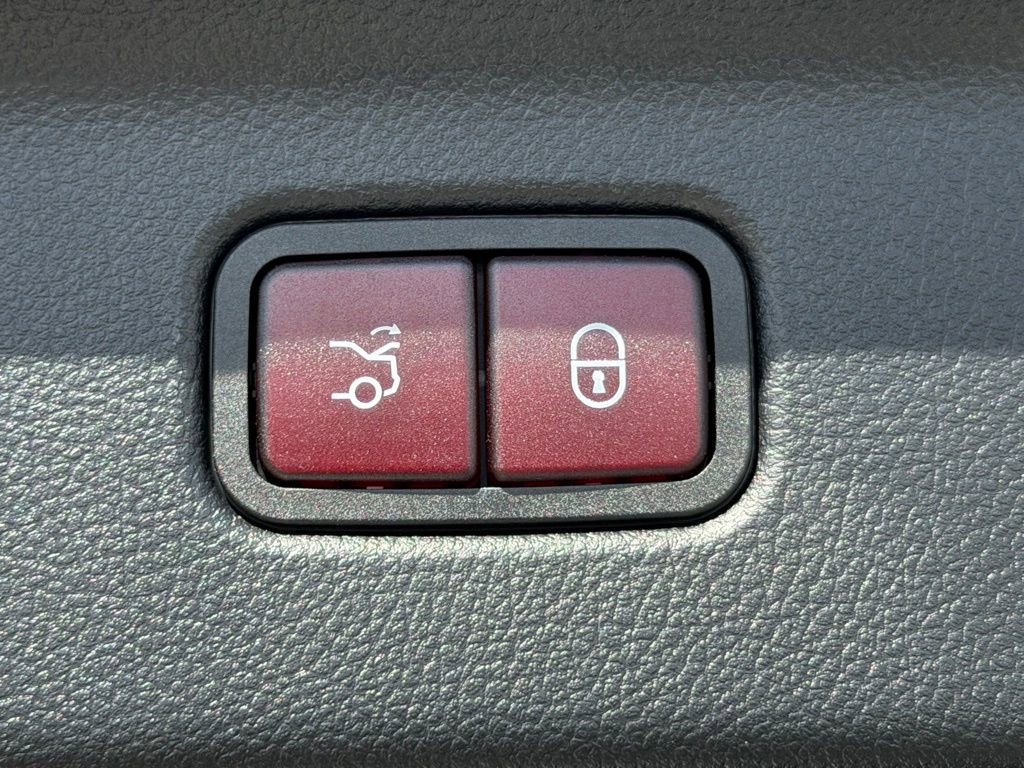 New 2026 Mercedes-Benz S 580e 4MATIC Sedan image 14