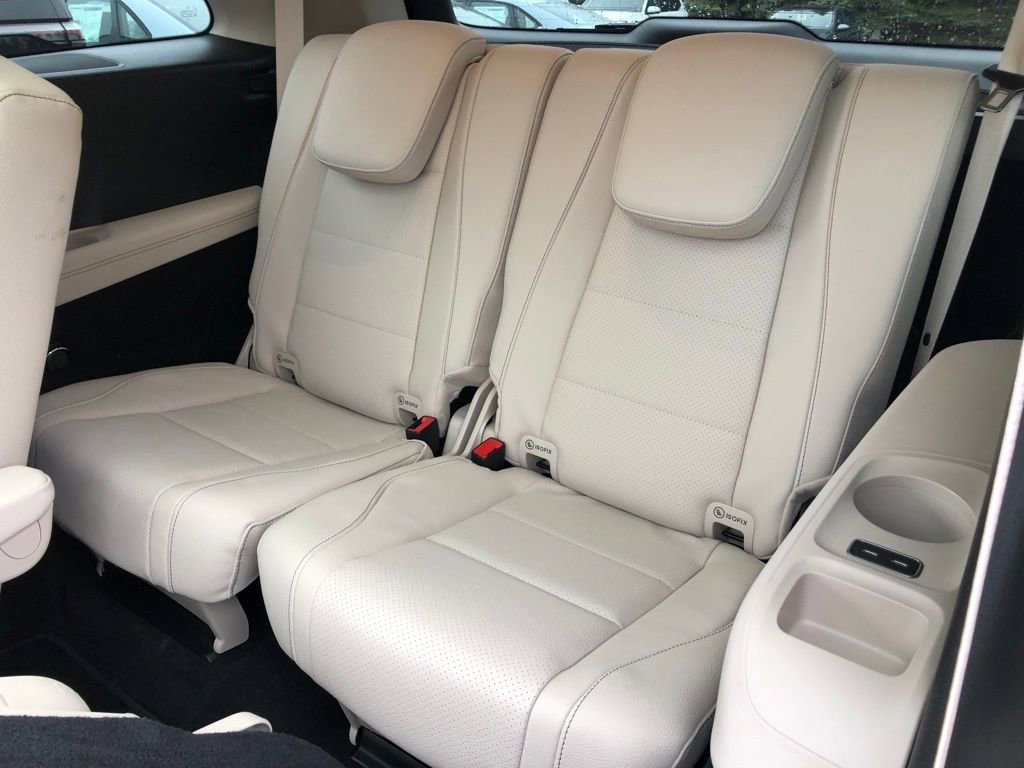 New 2026 Mercedes-Benz GLS 450 4MATIC image 38