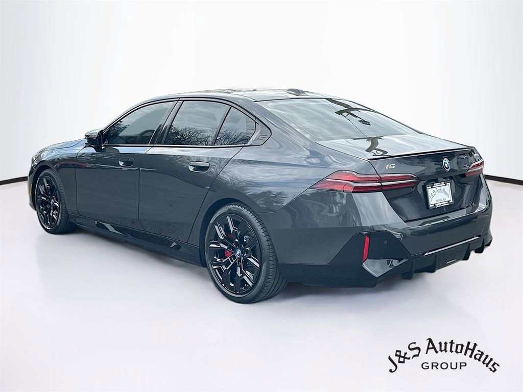 Used 2024 BMW i5 M60 w/ Premium Package image 5