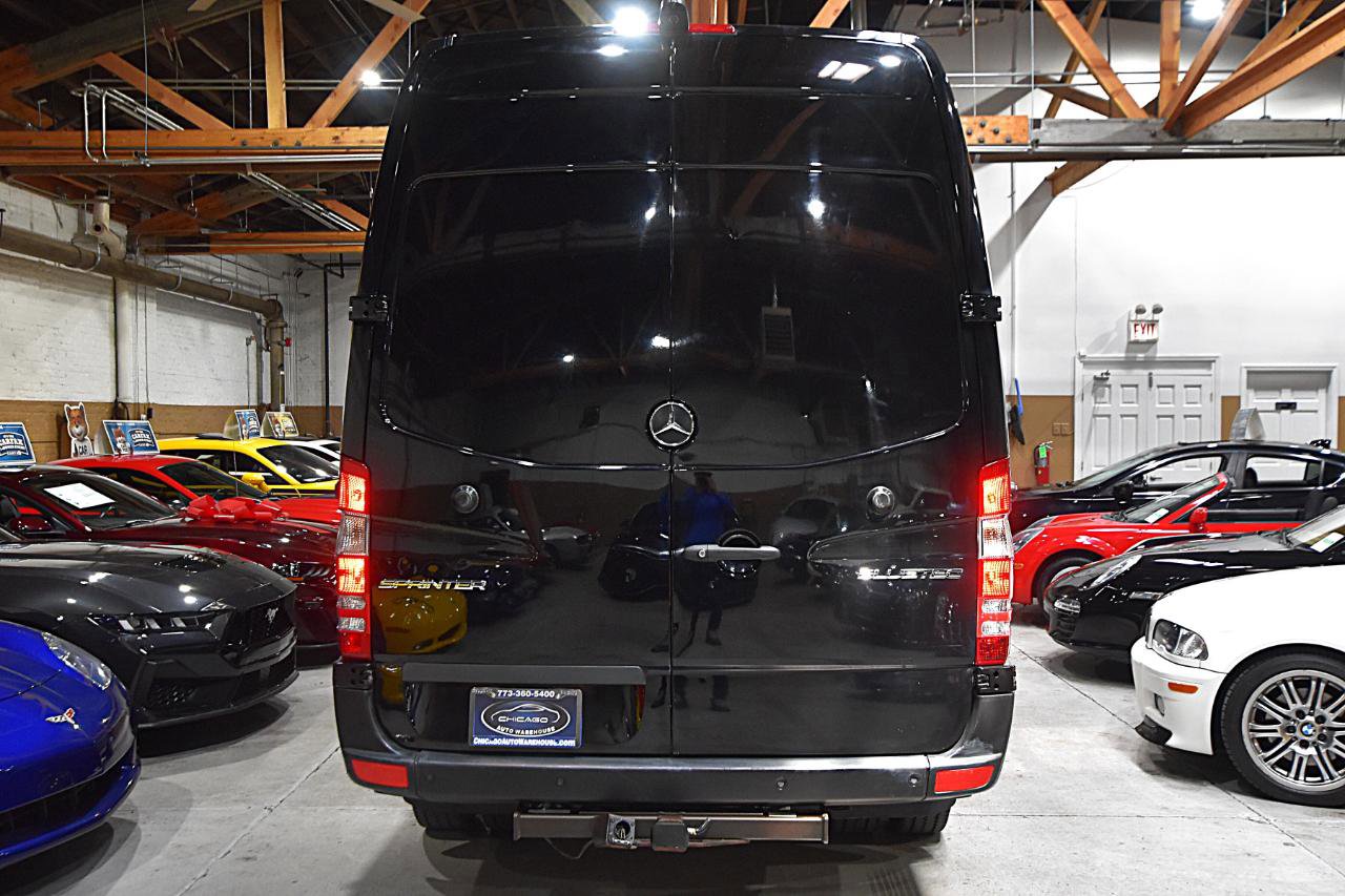Used 2015 Mercedes-Benz Sprinter 3500 image 7