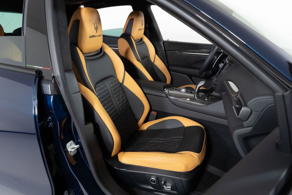 Used 2024 Maserati Levante Trofeo image 37