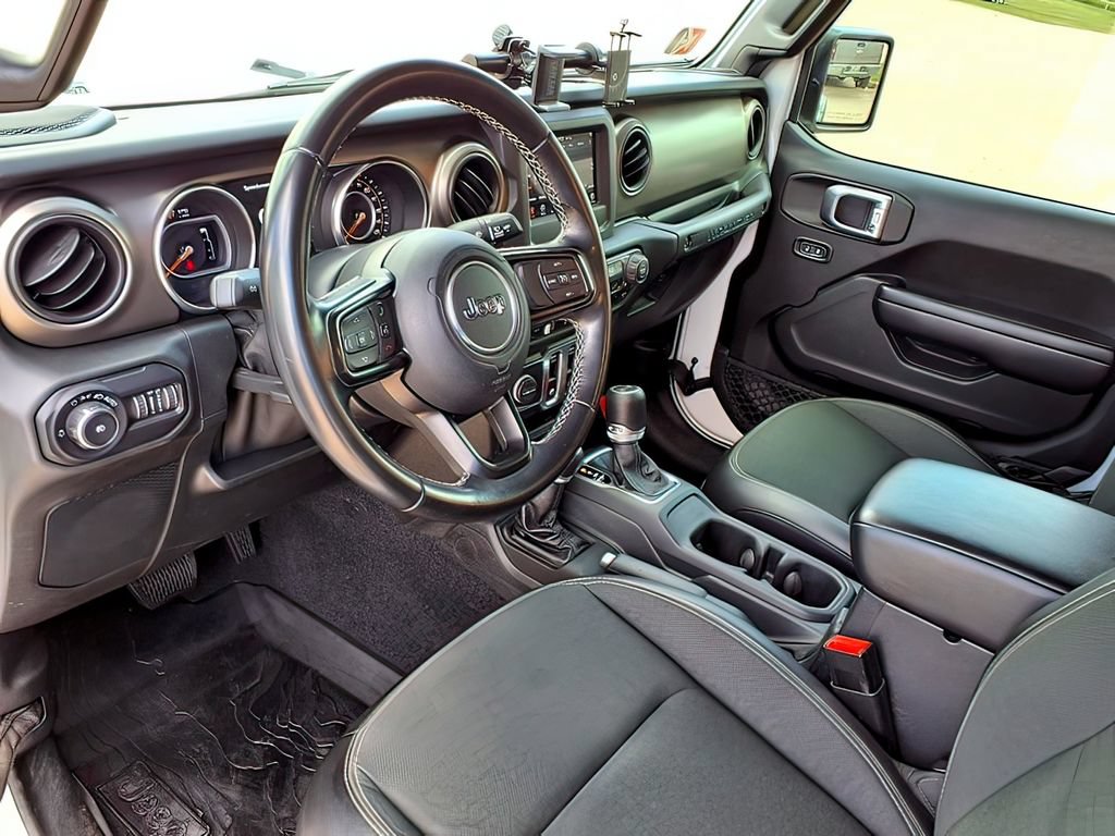 Used 2020 Jeep Wrangler Sport AWD/4WD image 5