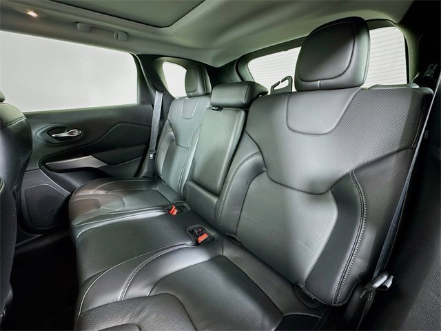 Used 2021 Jeep Cherokee Limited image 22