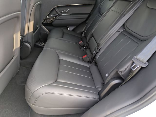 New 2026 Land Rover Range Rover Sport SE image 15