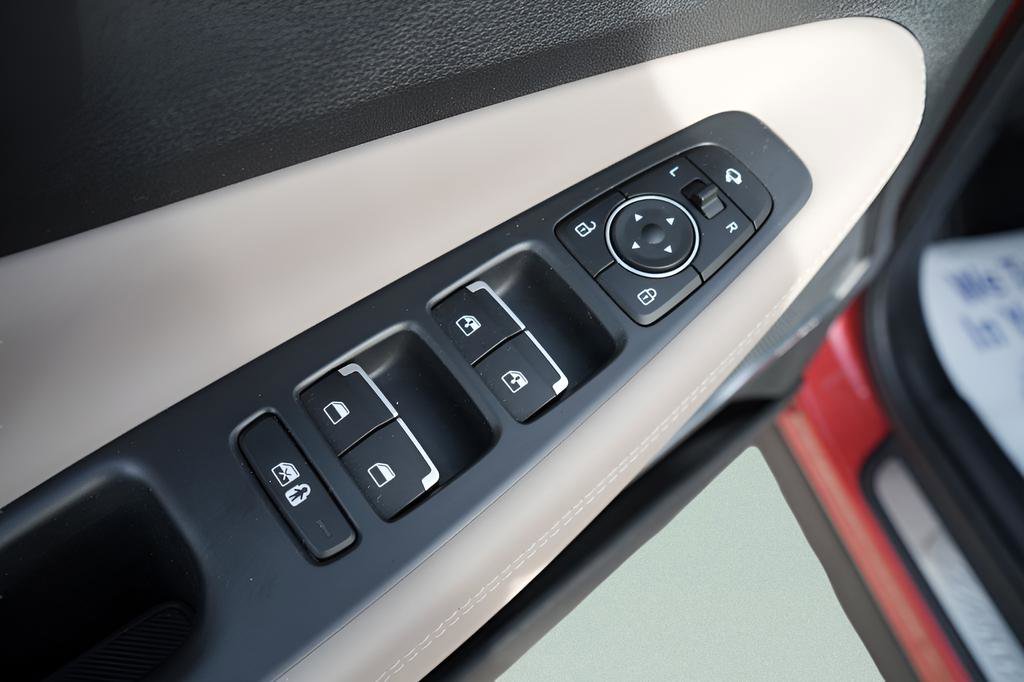 Certified 2021 Hyundai Santa Fe Limited AWD/4WD image 23