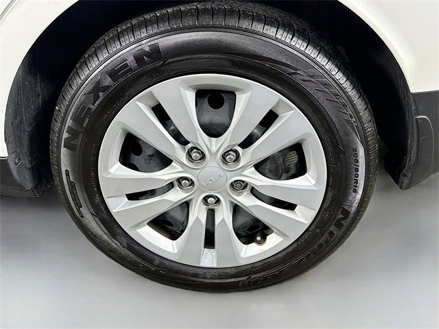 Used 2022 Kia Soul LX image 29