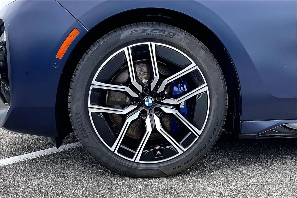 New 2026 BMW 740i RWD image 10