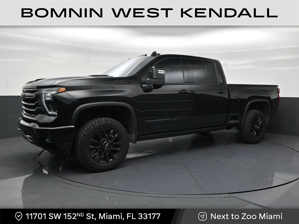 Used 2025 Chevrolet Silverado 2500 High Country w/ High Country Premium Package AWD/4WD image 1