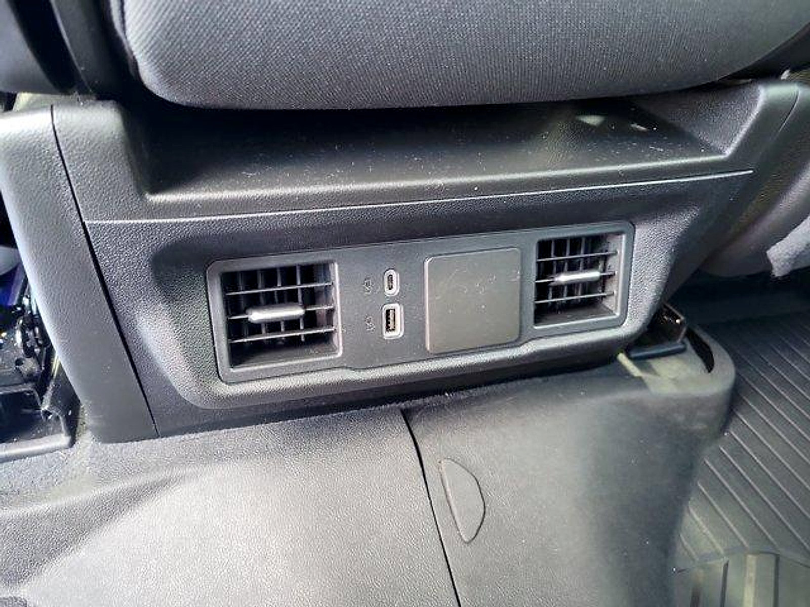 Used 2024 Chevrolet Silverado 1500 Custom RWD image 19