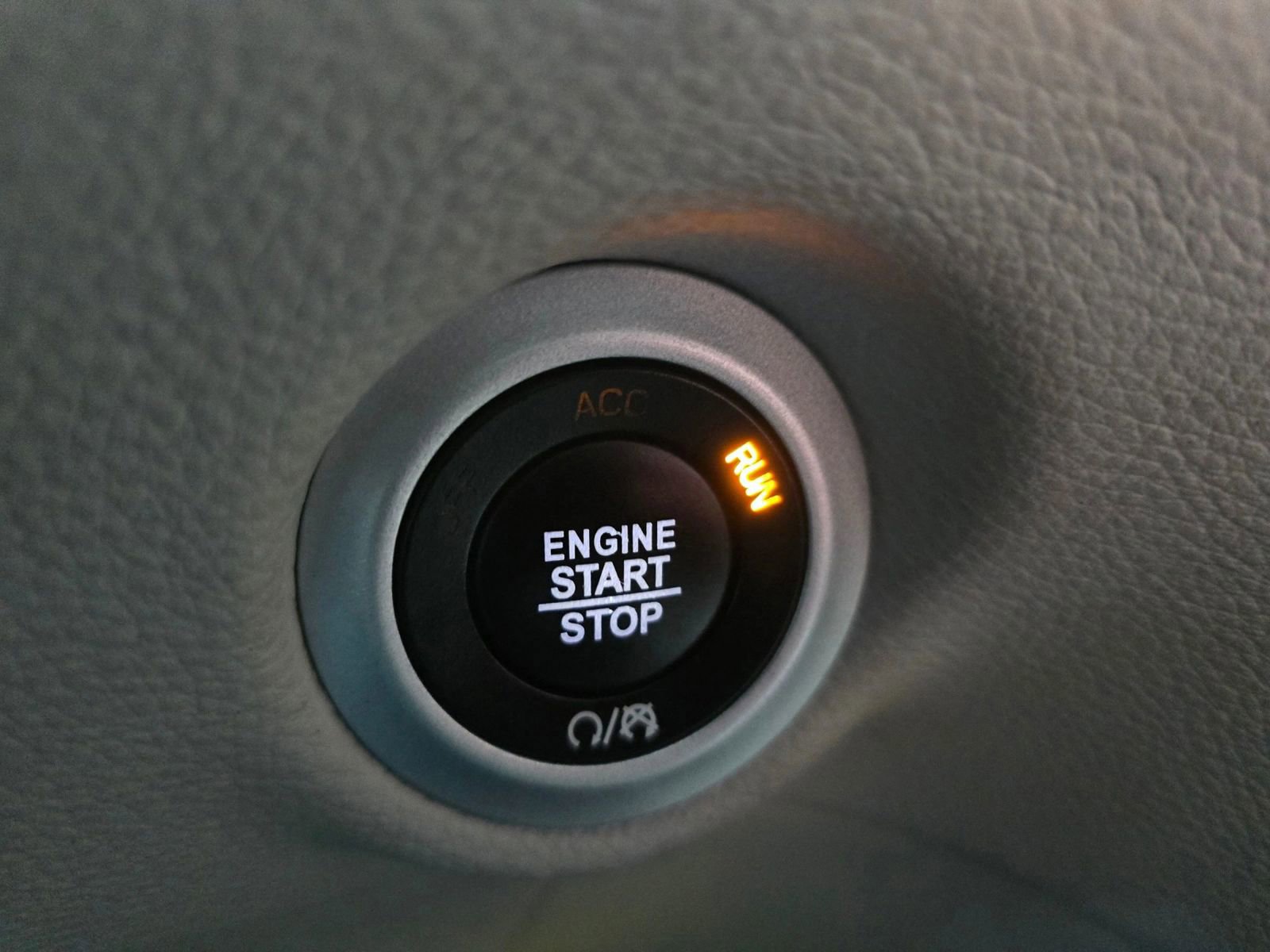 Used 2021 Chrysler Pacifica Touring-L image 27