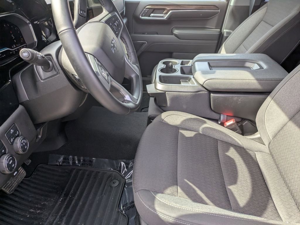 Used 2024 Chevrolet Silverado 1500 RST image 18