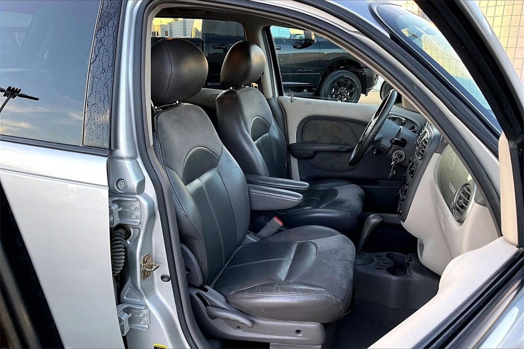 Used 2002 Chrysler PT Cruiser Limited image 15