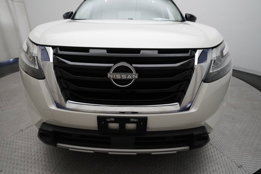 Certified 2023 Nissan Pathfinder Platinum AWD/4WD image 22