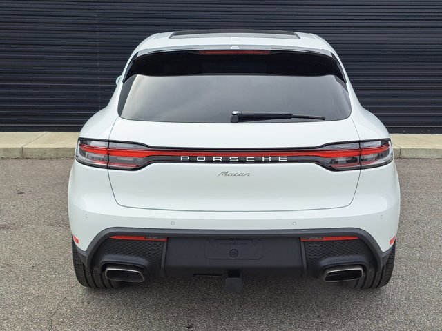 Used 2026 Porsche Macan AWD/4WD image 6