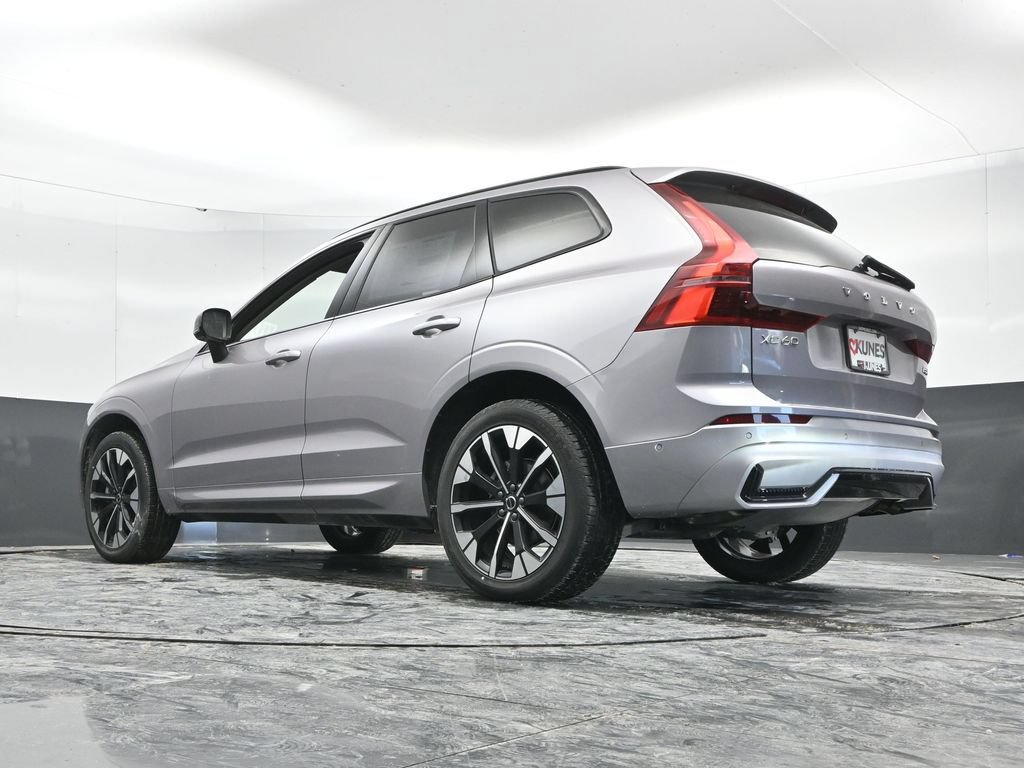 New 2026 Volvo XC60 B5 Plus w/ Protection Package Premier AWD/4WD image 44