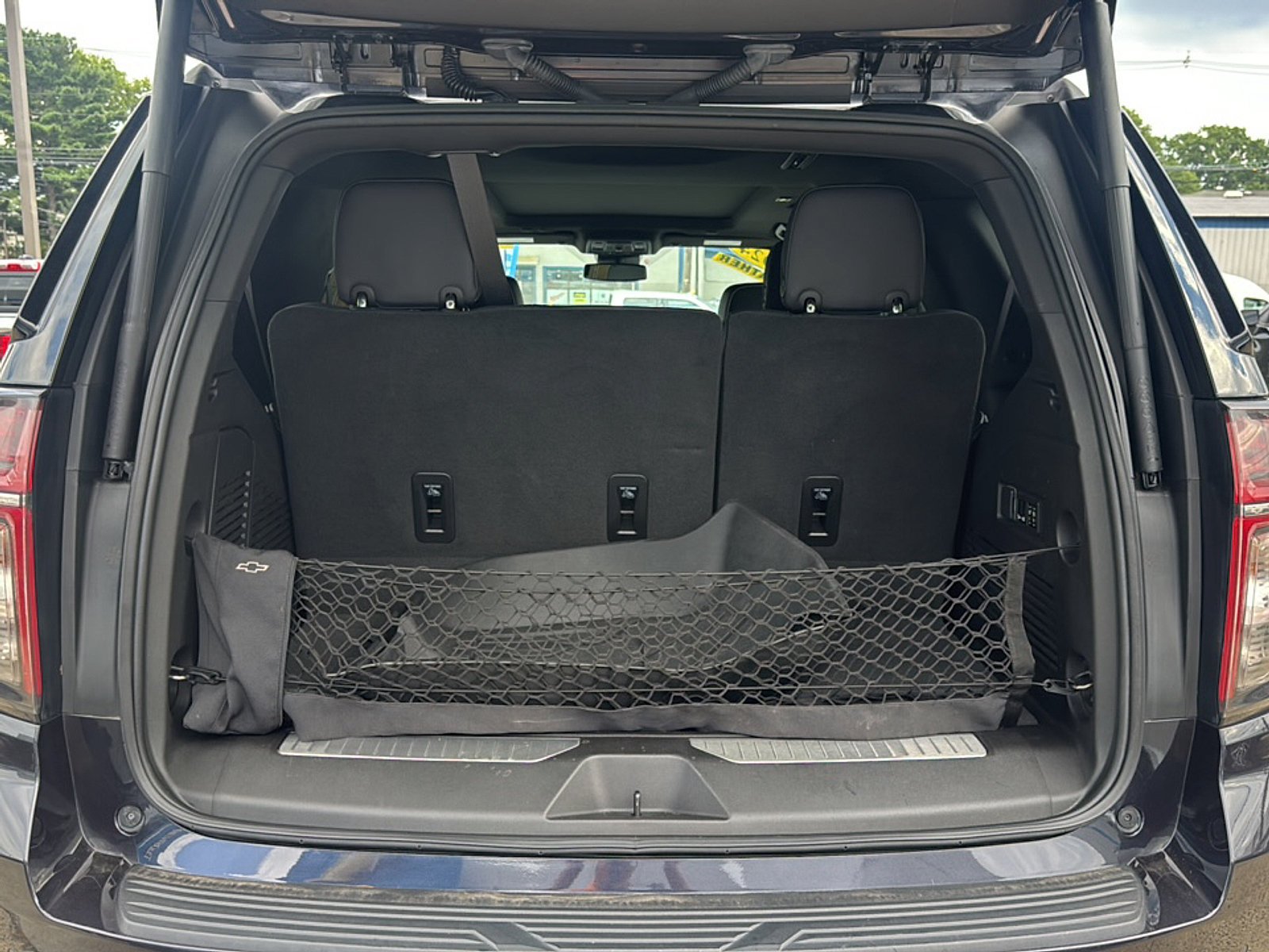 Certified 2024 Chevrolet Tahoe Premier AWD/4WD image 24