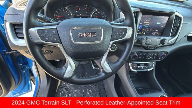Used 2024 GMC Terrain SLT AWD/4WD image 18