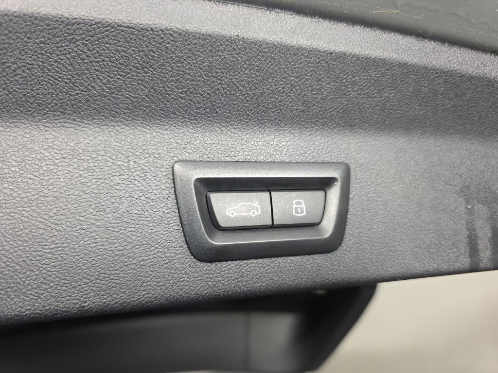 Used 2021 BMW X3 sDrive30i w/ Convenience Package RWD image 36