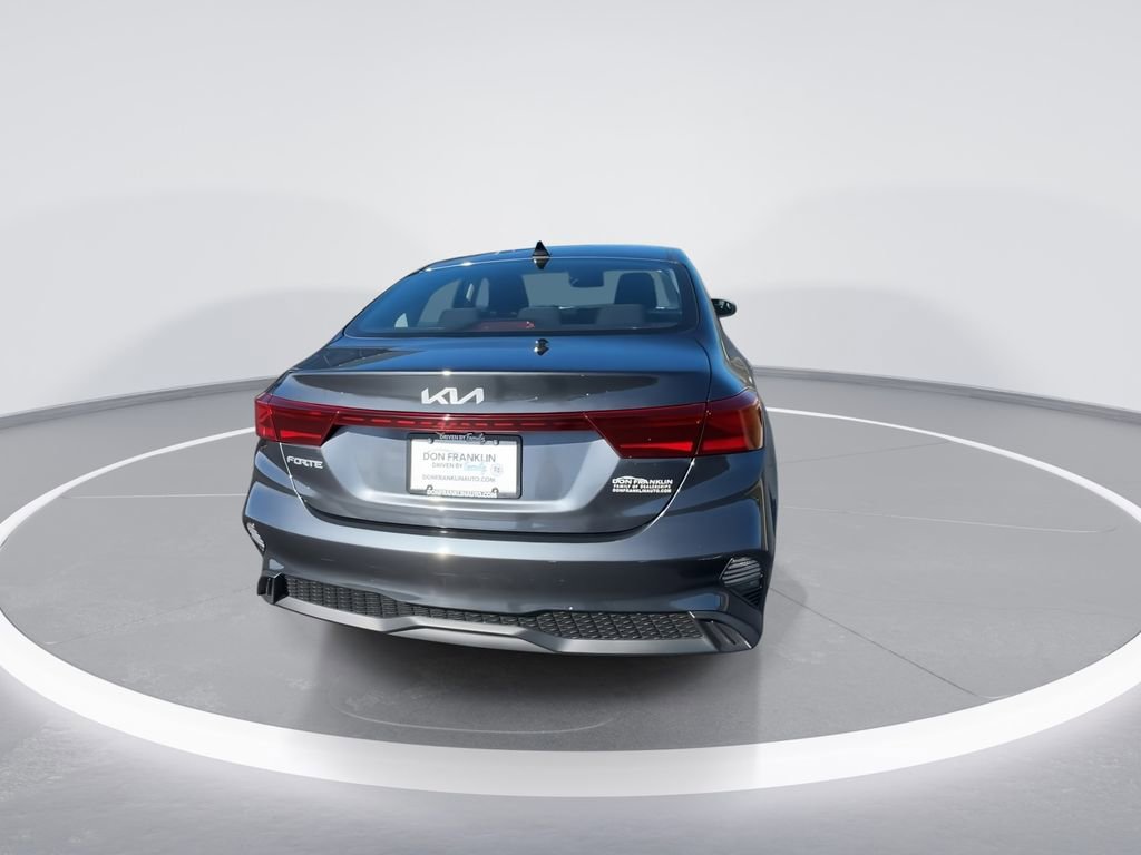 Used 2023 Kia Forte LXS w/ LXS Technology Package image 7