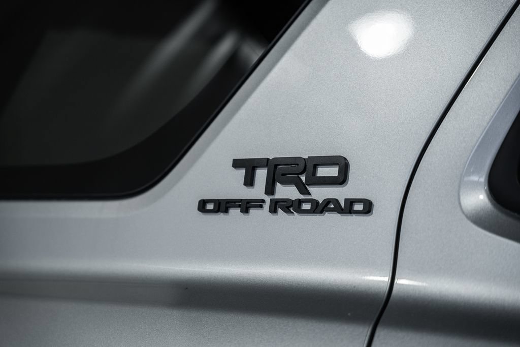 New 2026 Toyota 4Runner TRD Off-Road Premium AWD/4WD image 17