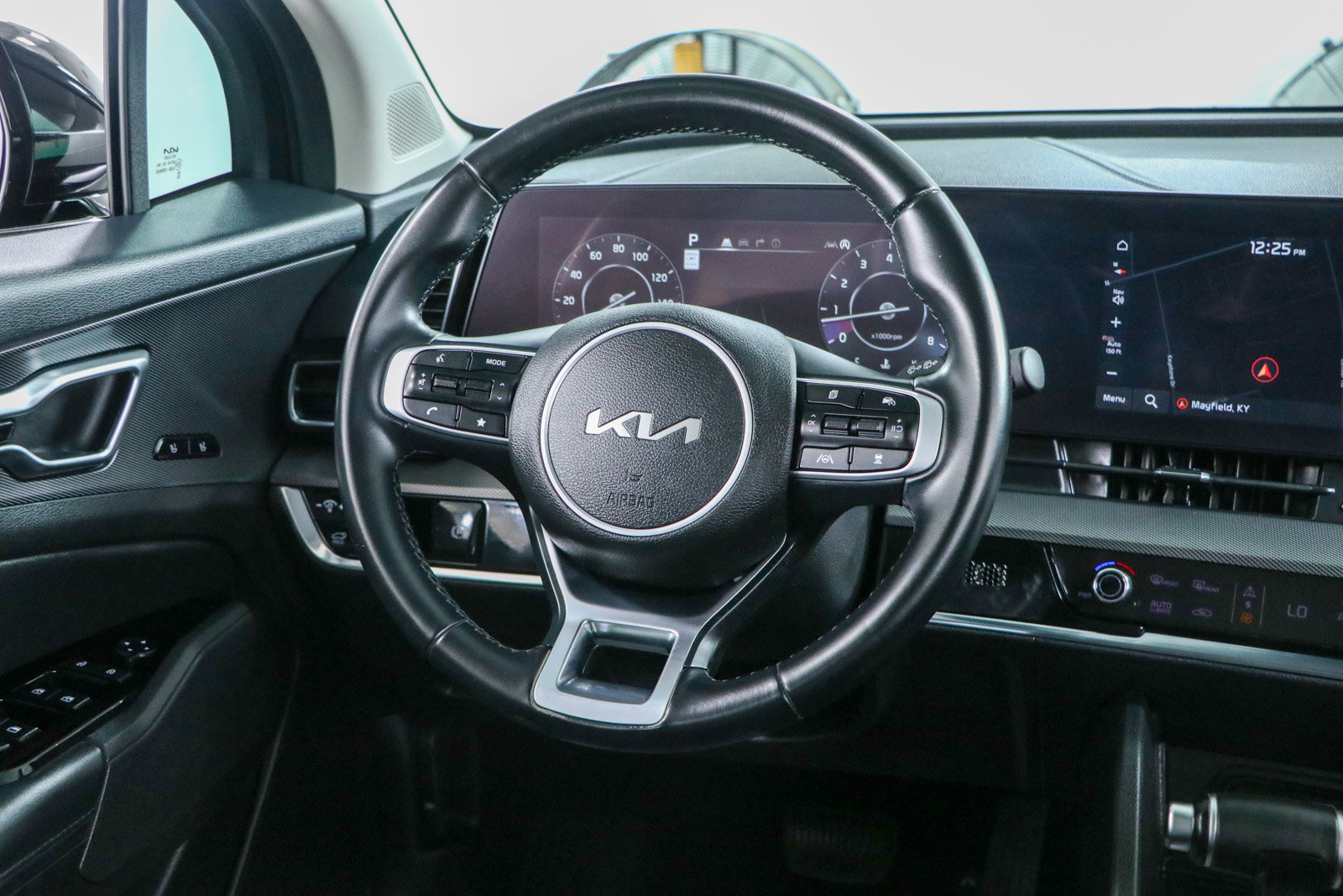 Used 2023 Kia Sportage SX FWD image 12